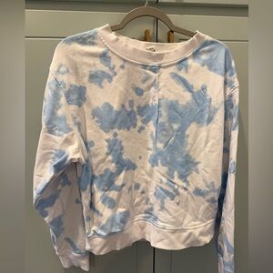 ZYIA ACTIVE white and blue cloud sweatshirt